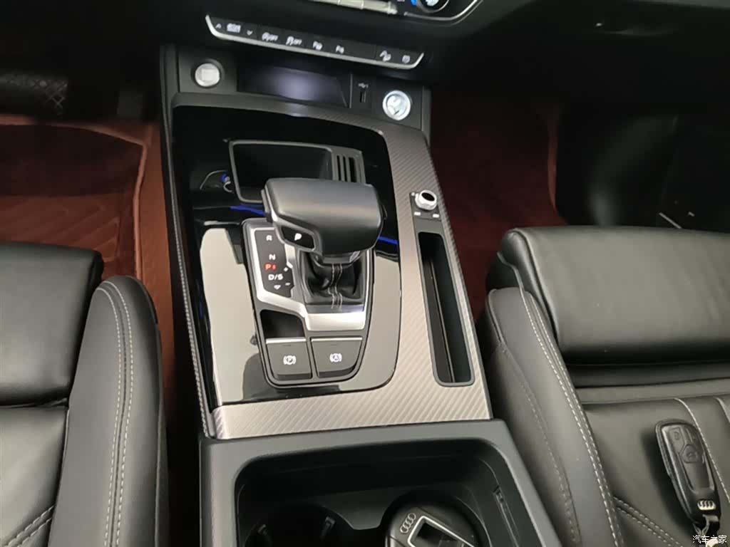 Audi Q5L, 2022 14