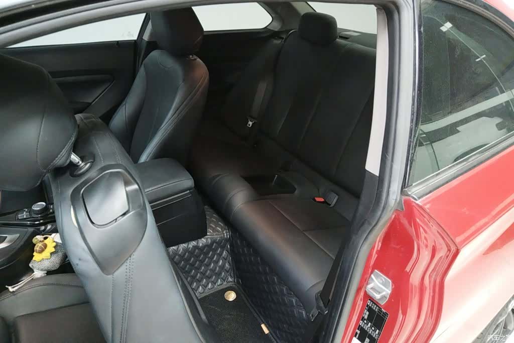 BMW 2 Series, 2018 11