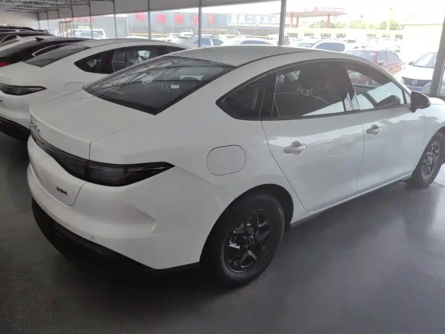 BYD Qin Yuan