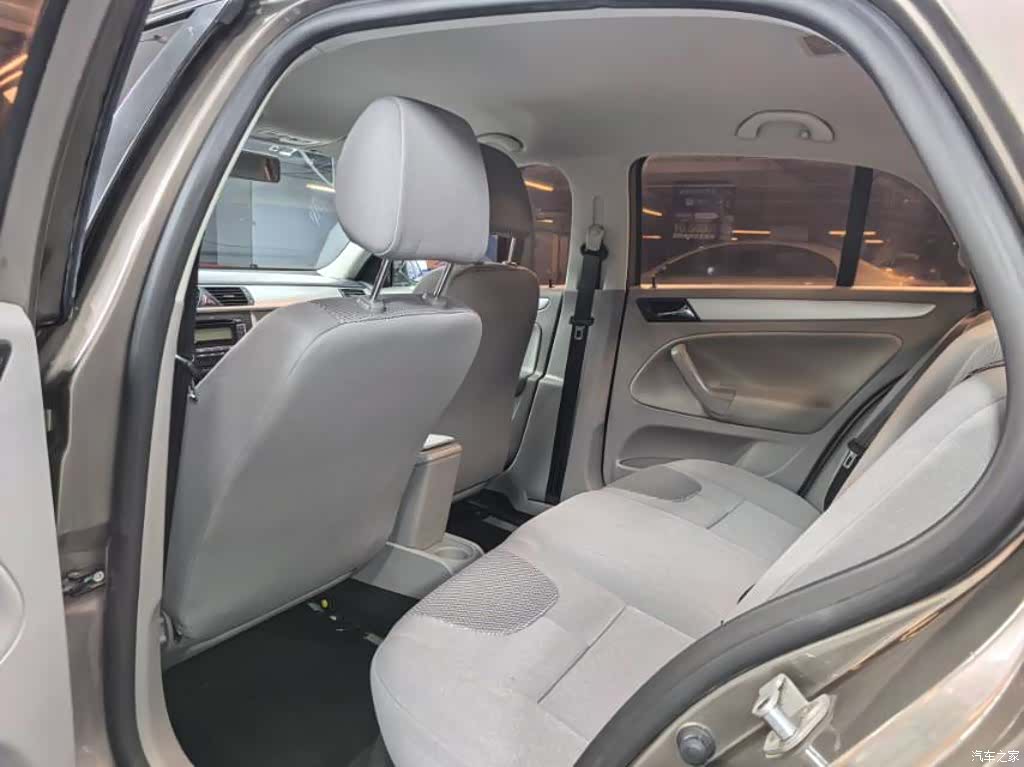 Volkswagen Bora, 2012 9