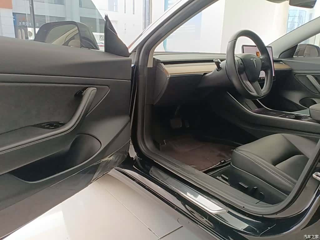 Tesla Model 3, 2021 16
