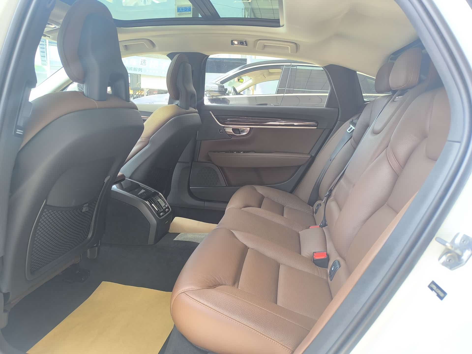 Volvo S90, 2018 все фото