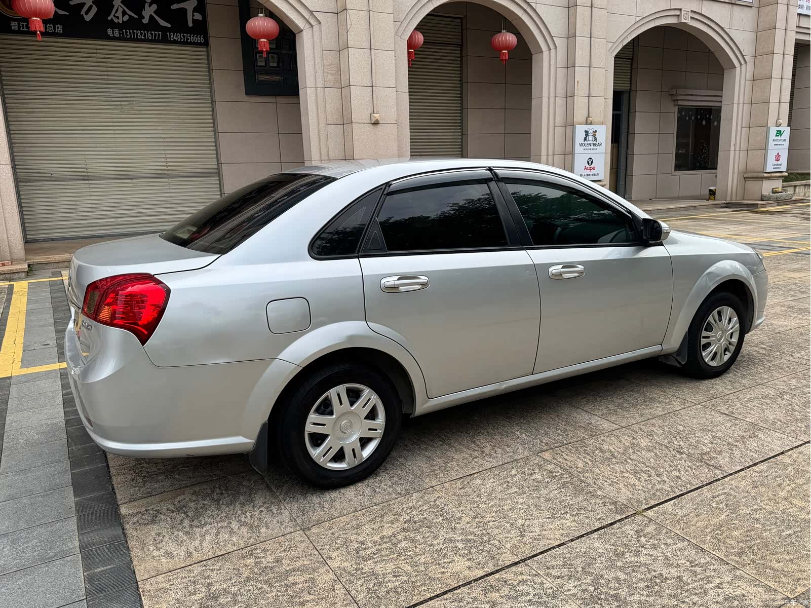 Buick 1.6LX-MT, 2011 9