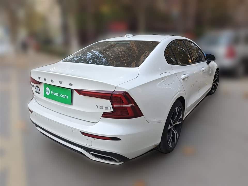 Volvo S60