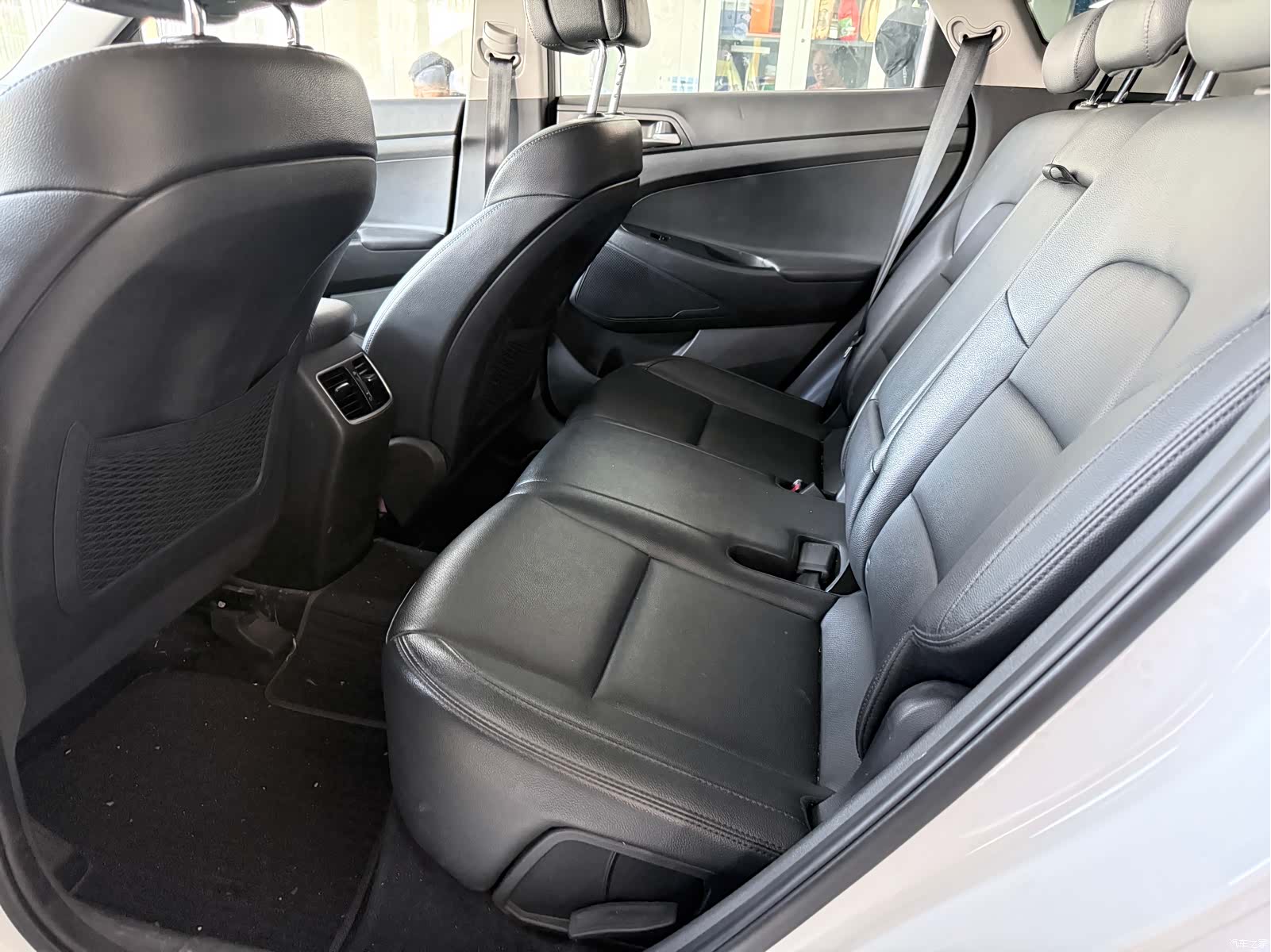Hyundai Tucson, 2017 11