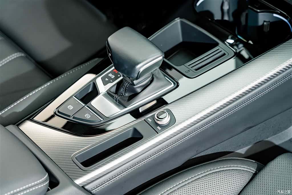 Audi A4L, 2023 18
