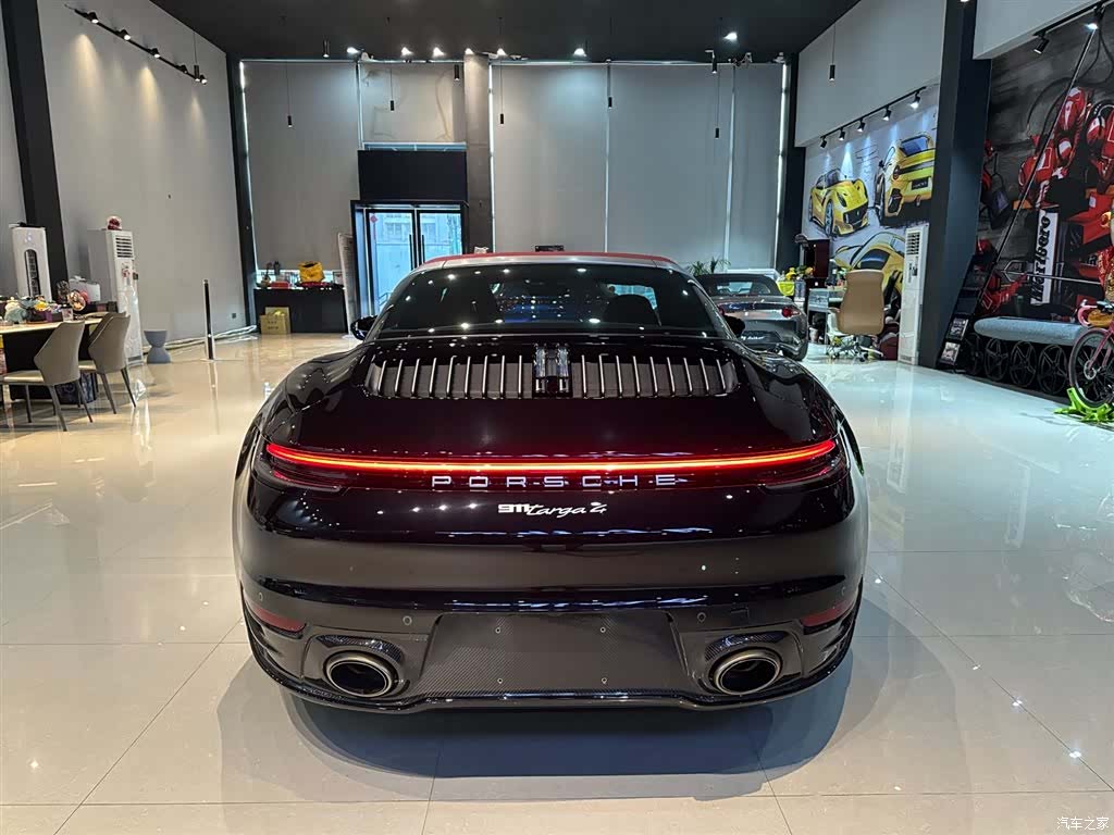 Porsche 911, 2024 6