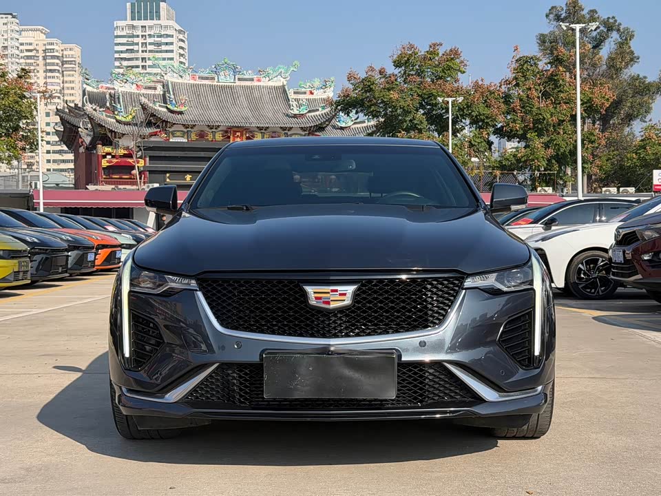 Cadillac CT4
