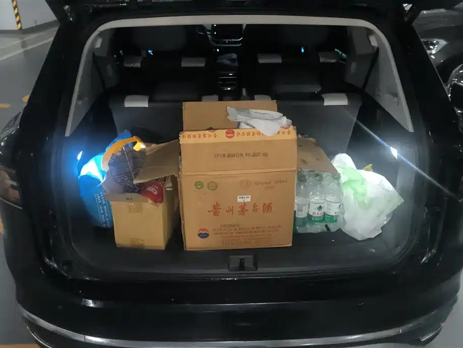 Volkswagen ID.6 CROZZ