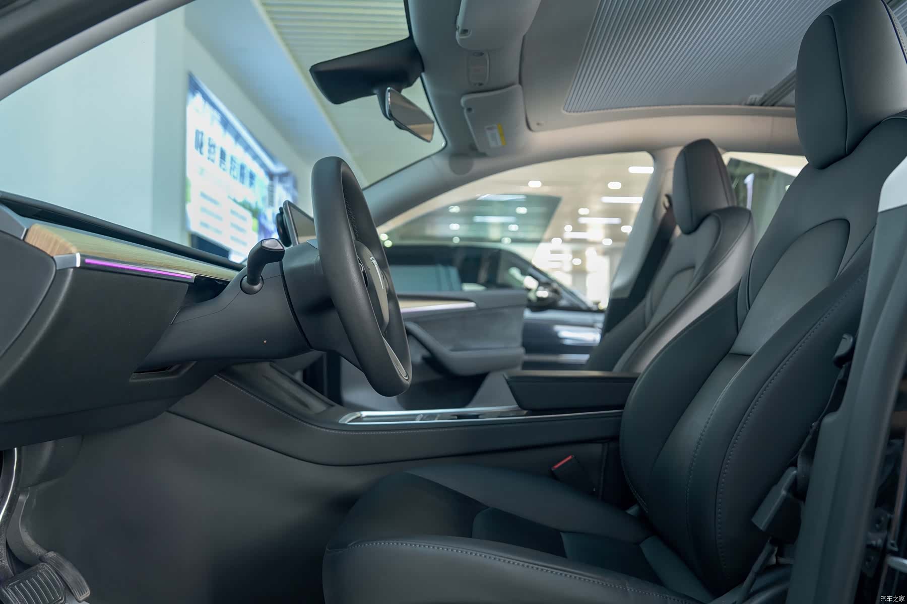 Tesla Model Y, 2023 11