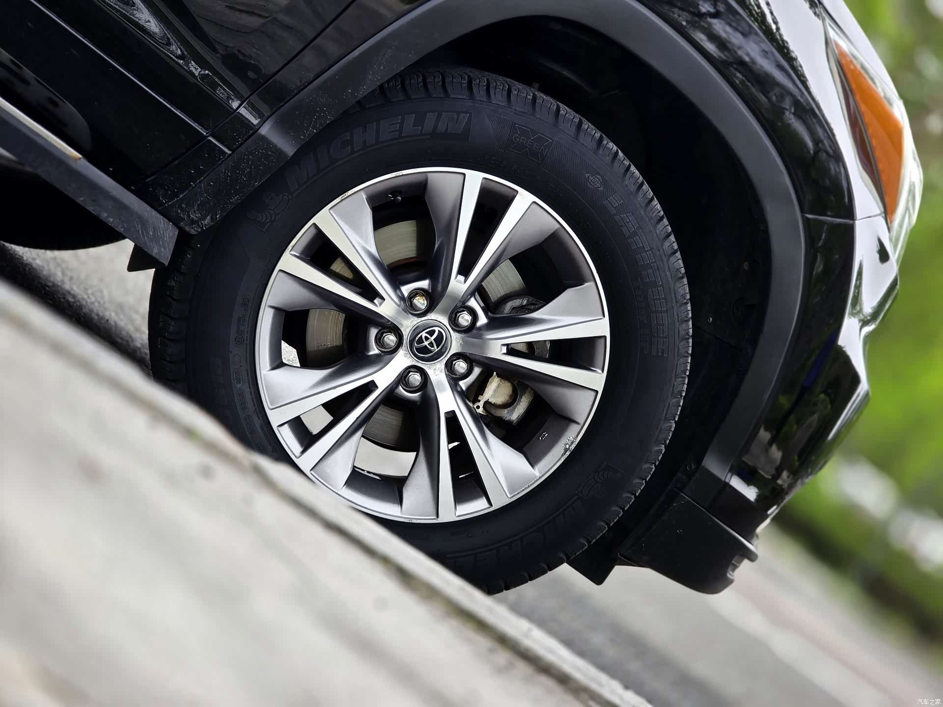 Toyota Highlander, 2015 16