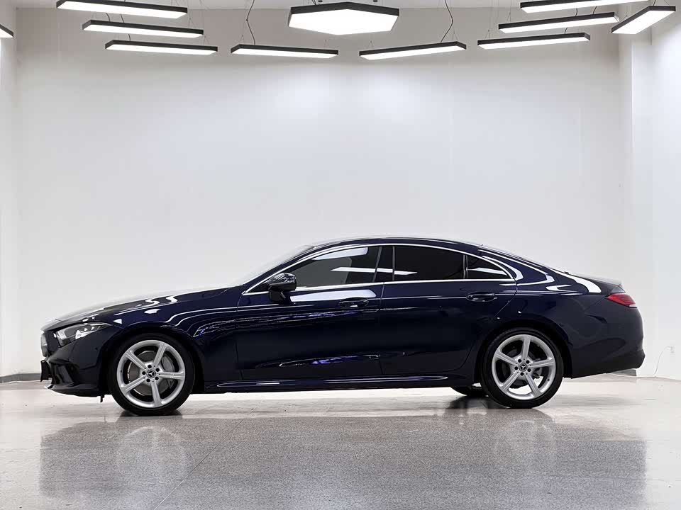 Mercedes-Benz CLS