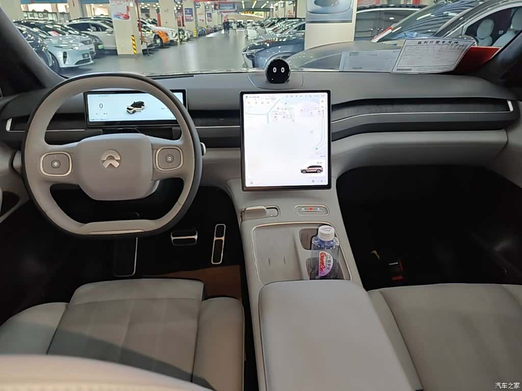 NIO ES8, 2023 10