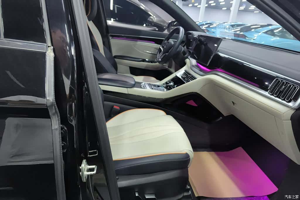 BYD Song, 2023 8