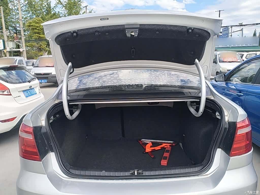 Volkswagen Bora, 2015 15