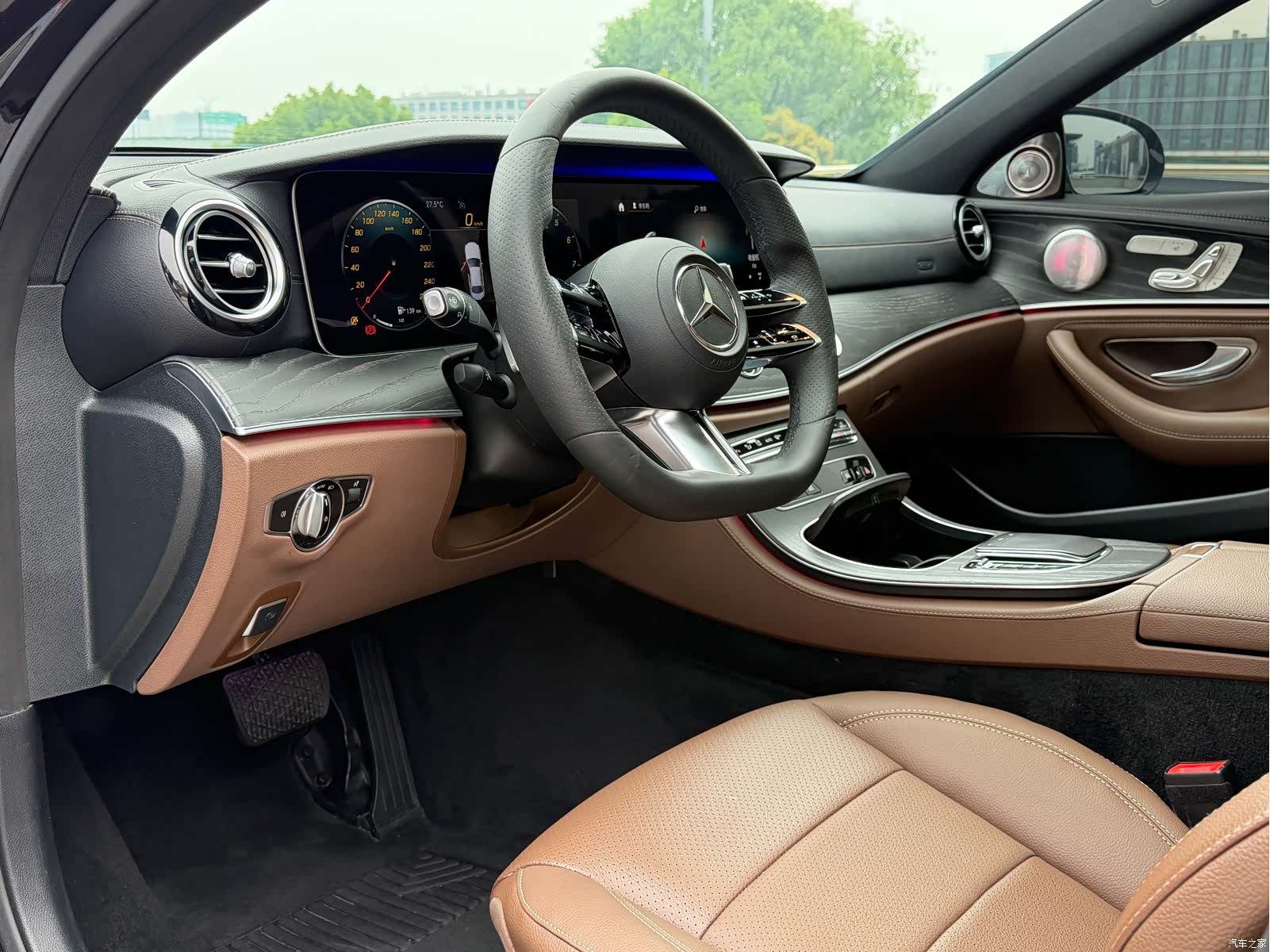 Mercedes-Benz E-Class, 2021 10