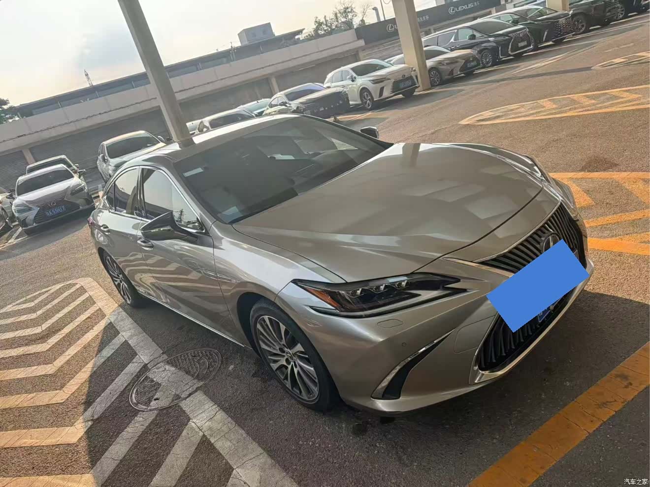 Lexus ES, 2020 1