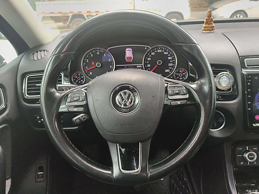 Volkswagen Touareg, 2018 11