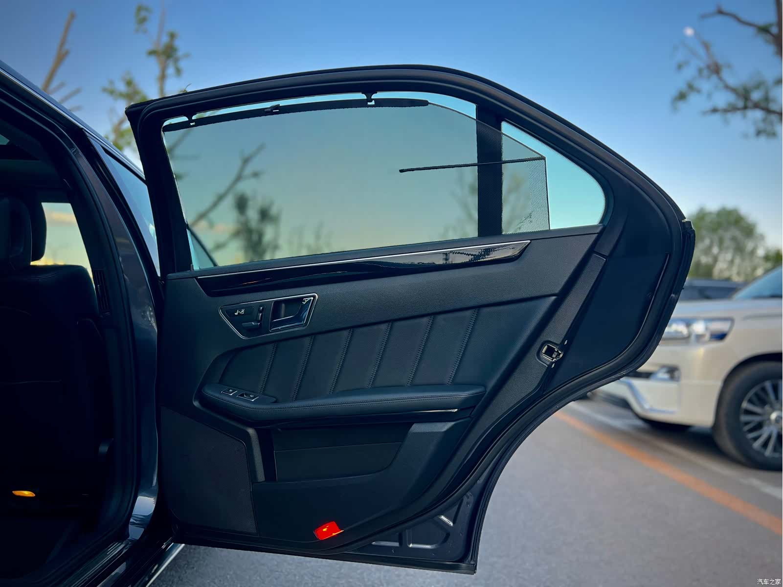 Mercedes-Benz E-Class, 2011 33