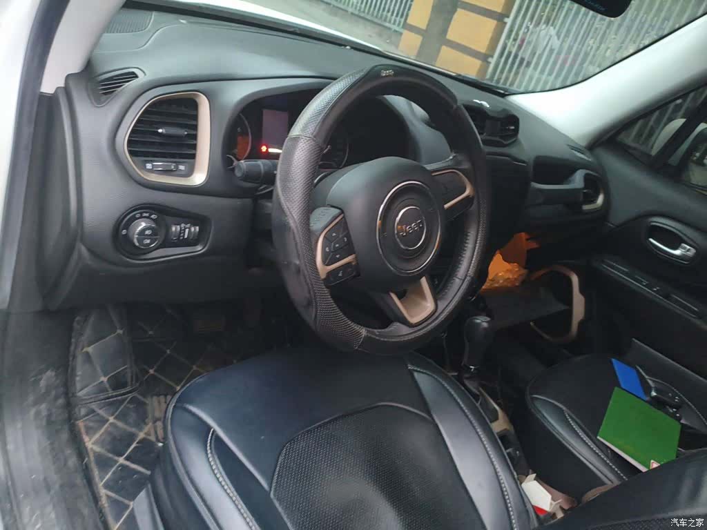 Jeep Renegade, 2017 10