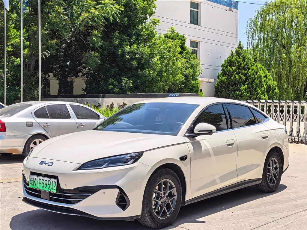 BYD Seal 06
