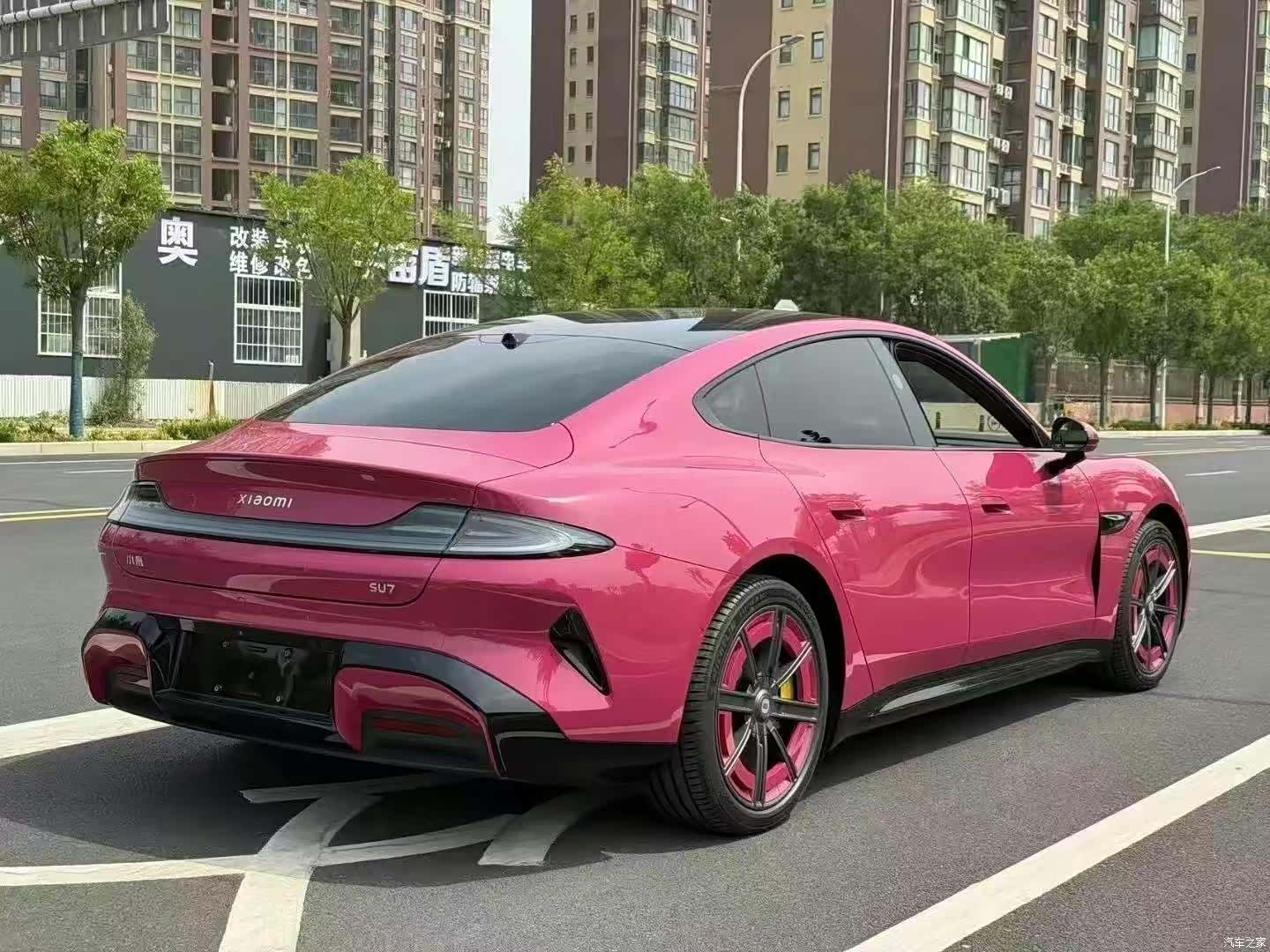 Xiaomi SU7, 2025 9