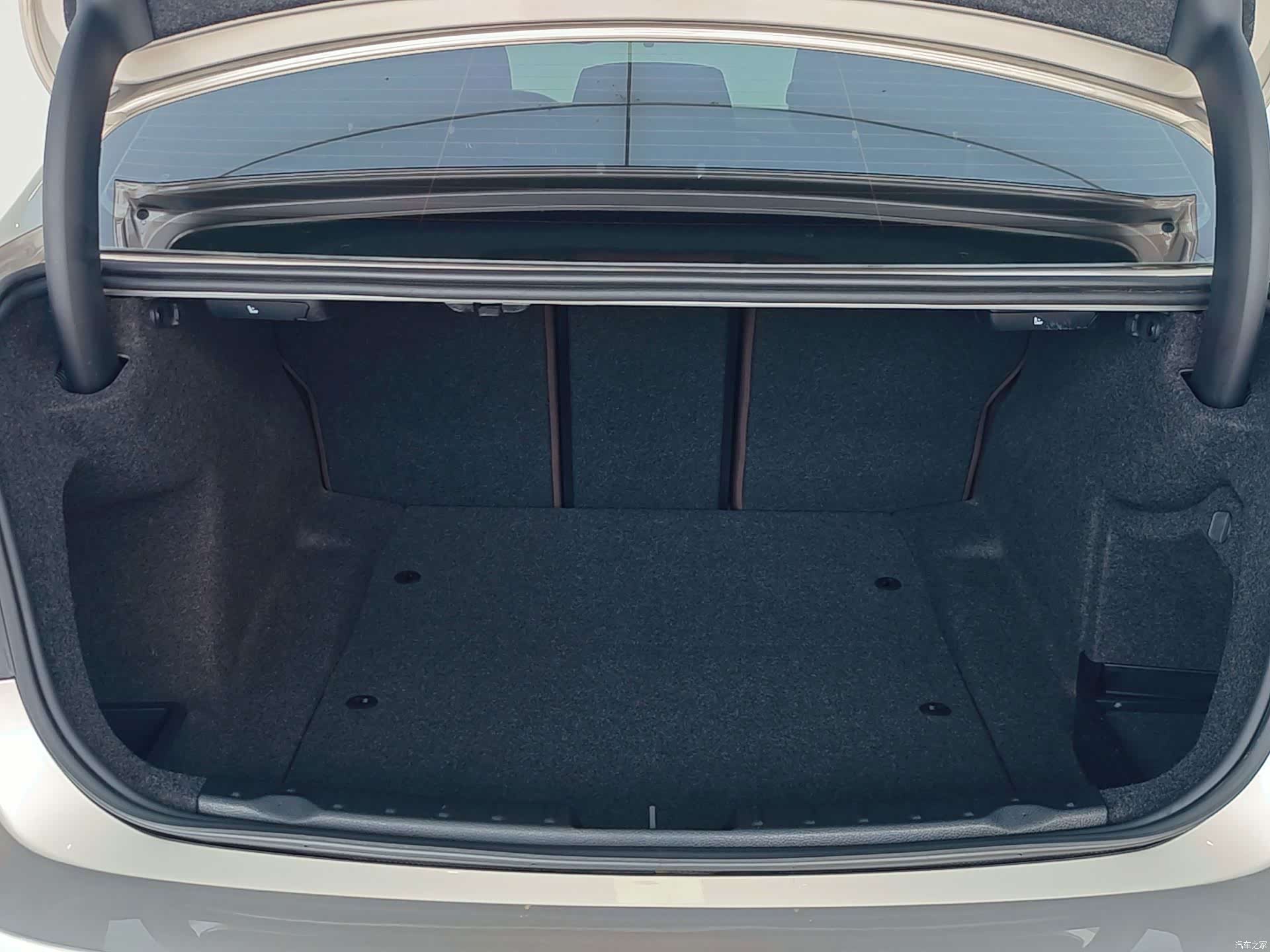 BMW 3 Series, 2018 19