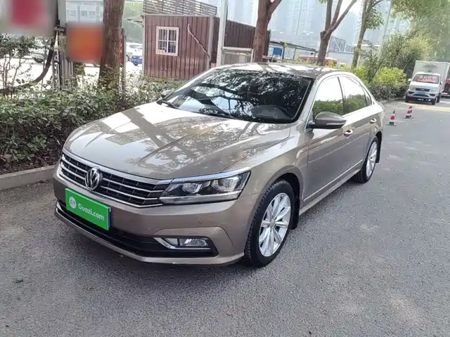 Volkswagen Passat 2017 — купить из Китая под заказ