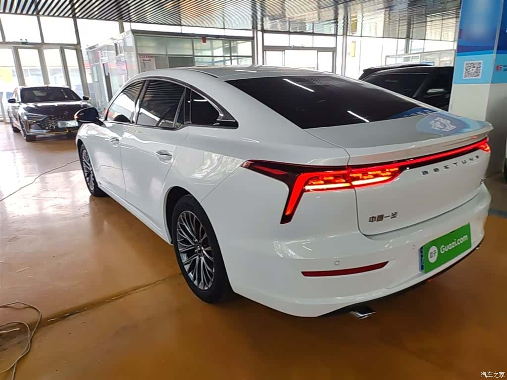 Bestune B70, 2023 все фото