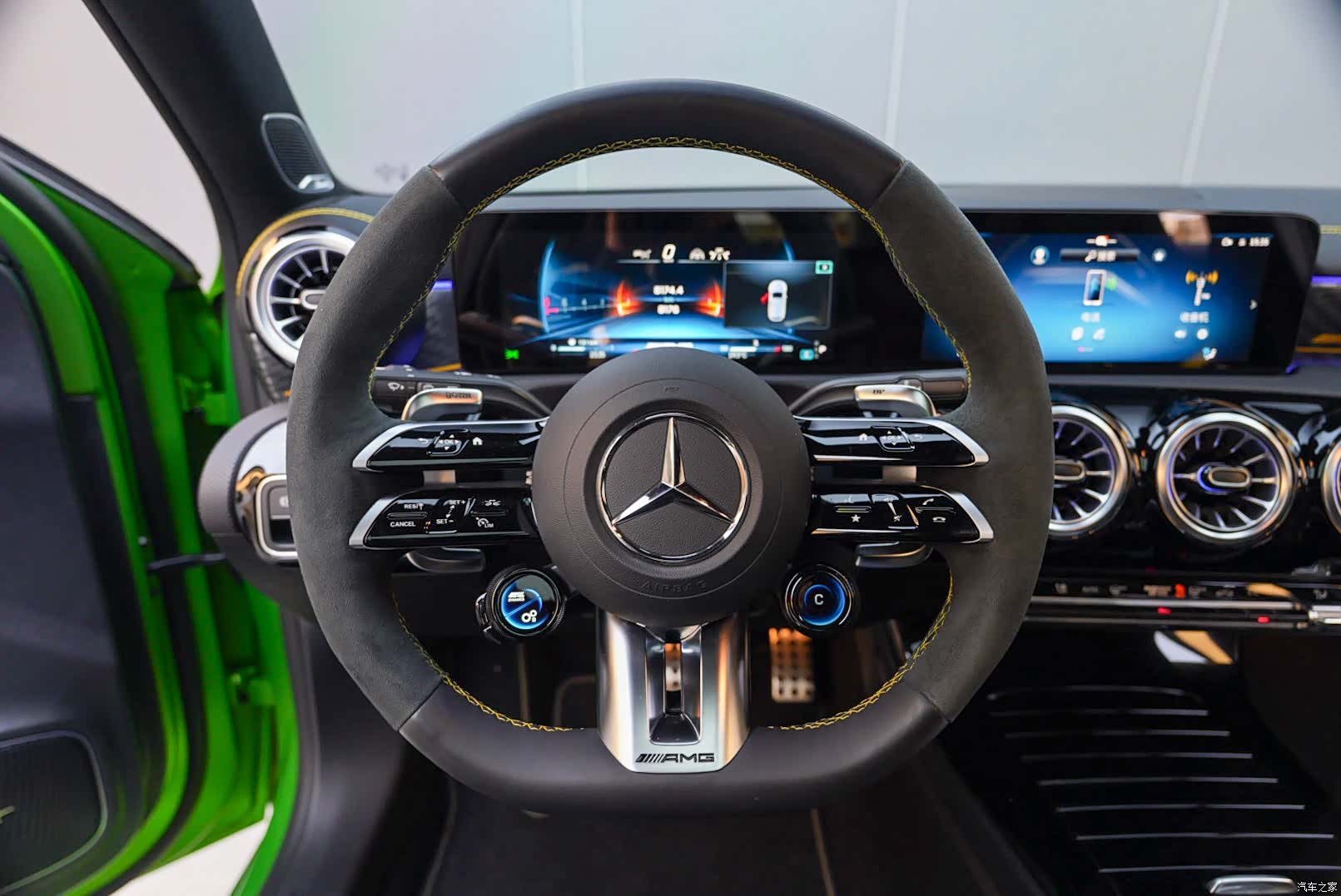 Mercedes-Benz A-Class, 2024 11