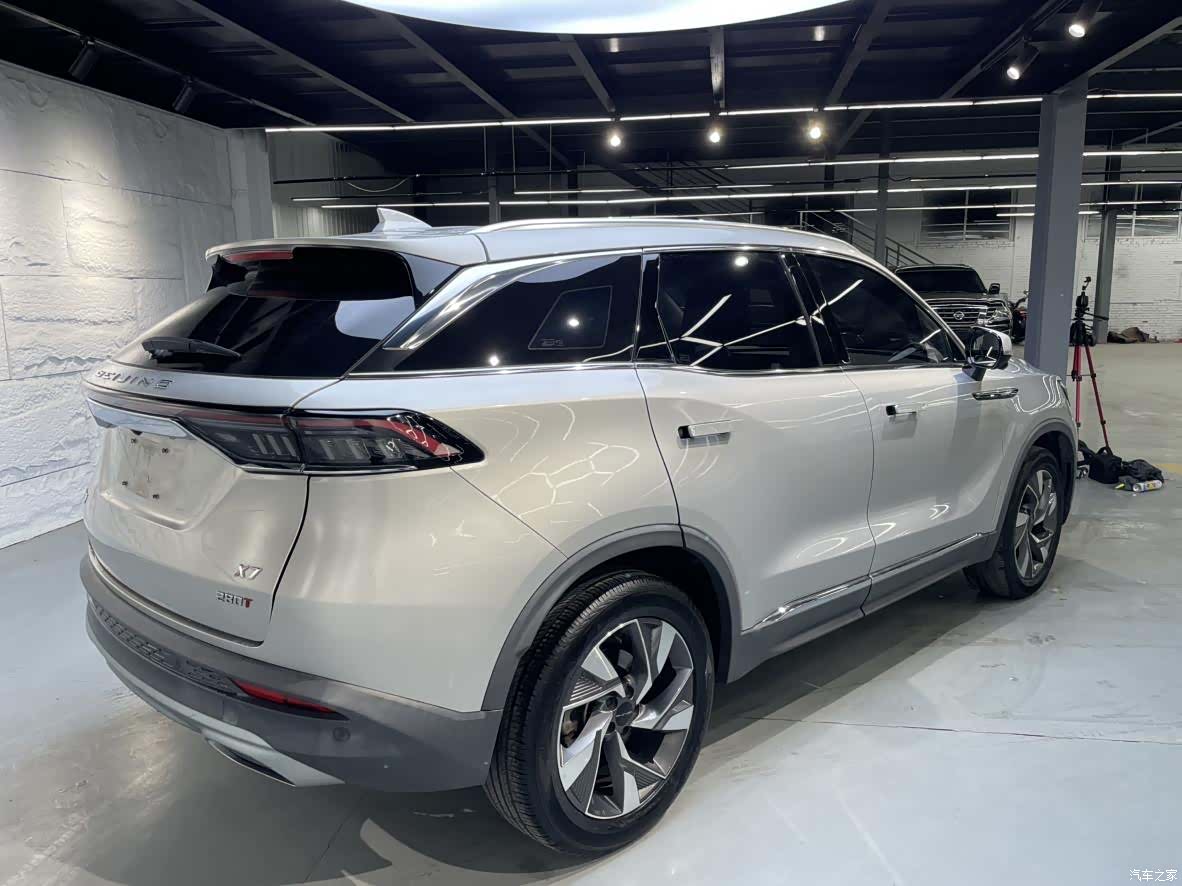 BAIC X7, 2021 21