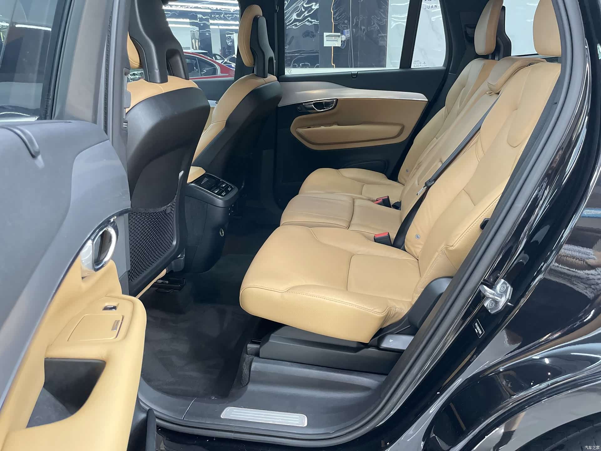 Volvo XC90, 2017 10