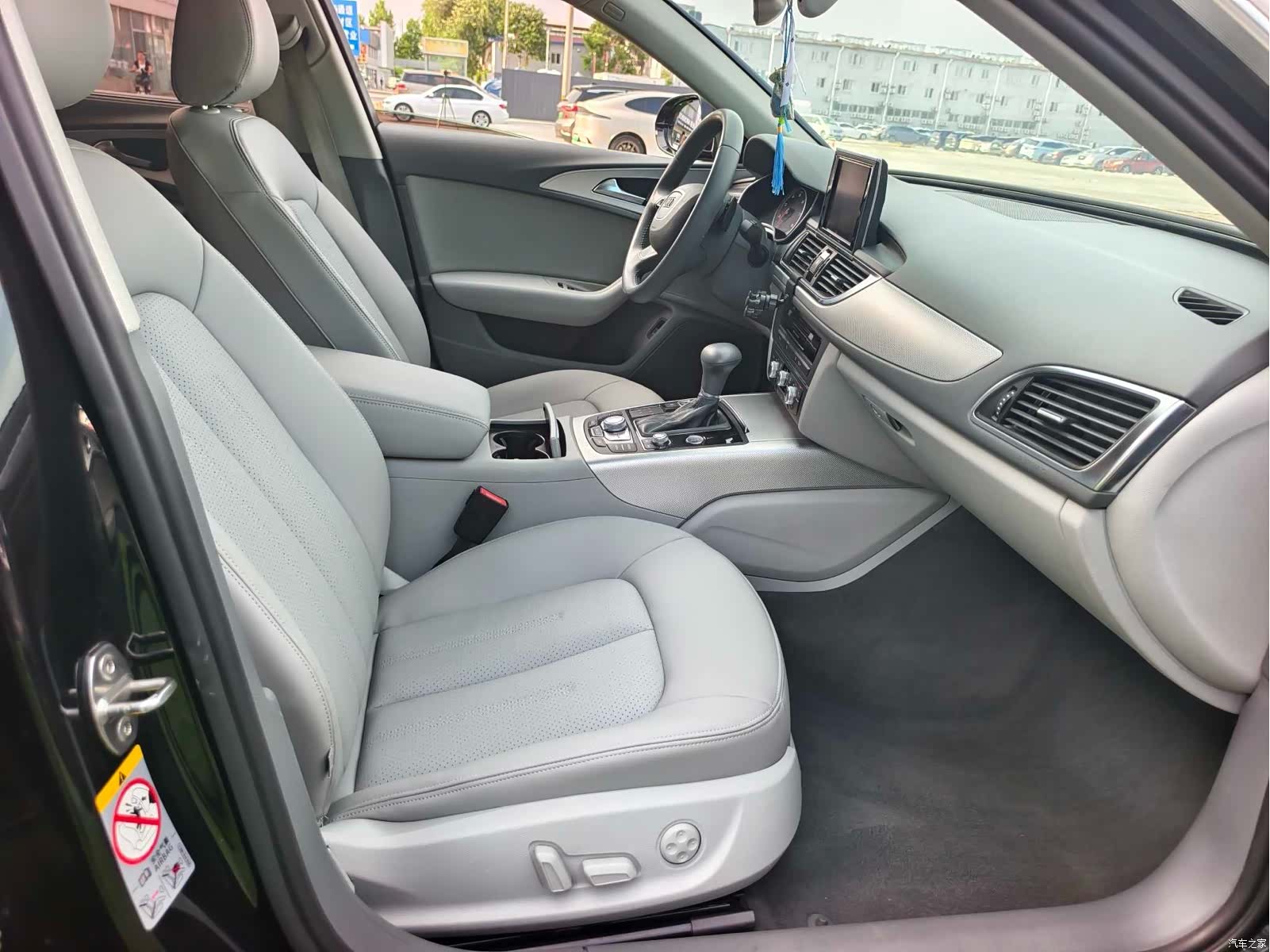 Audi A6L, 2014 14