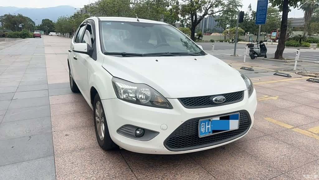 Ford Focus, 2014 3