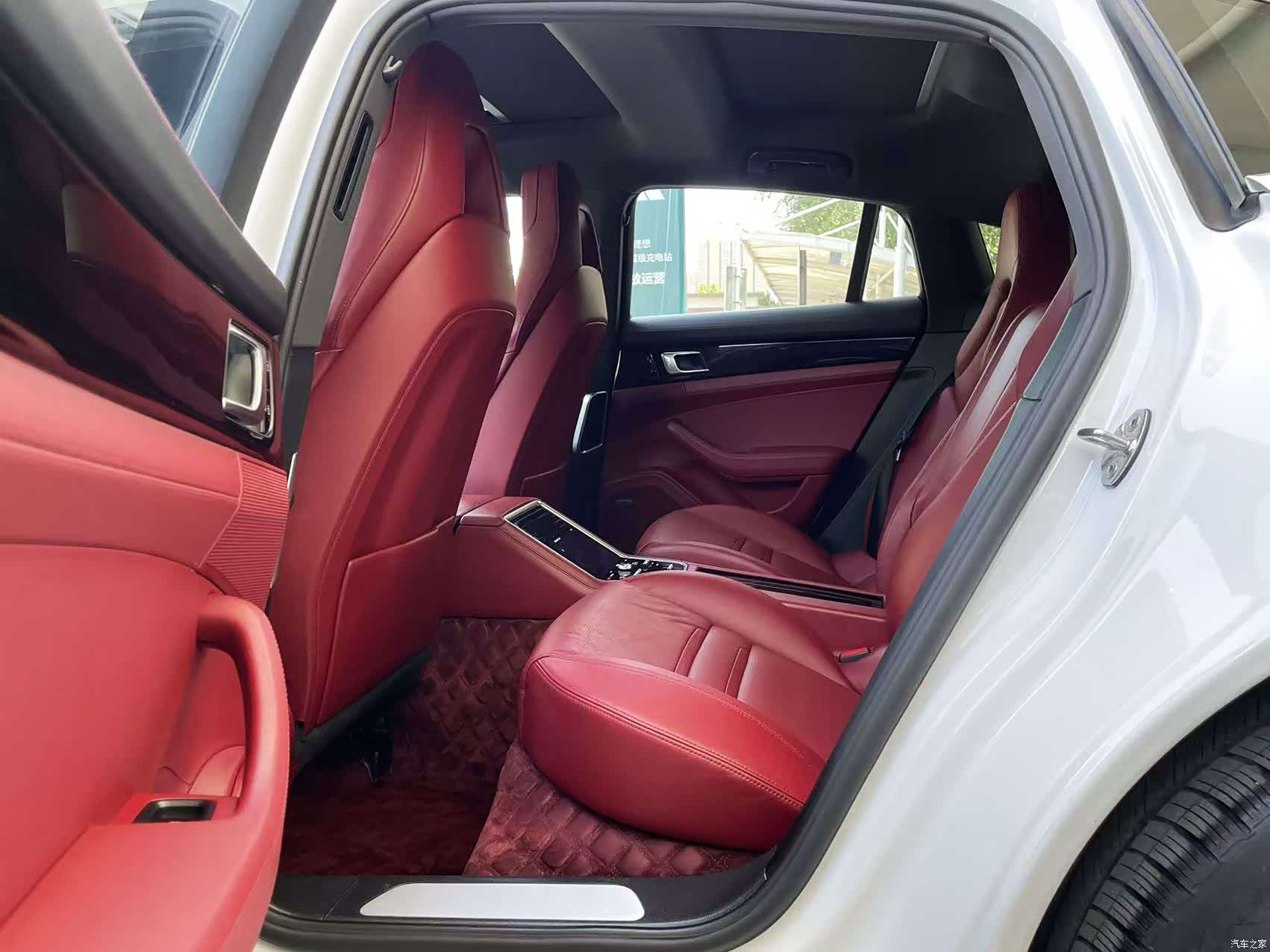 Porsche Panamera, 2019 4
