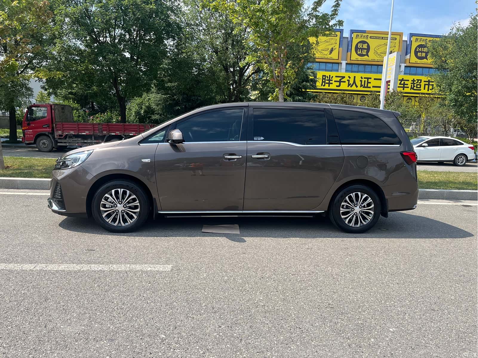 Buick GL8, 2025 16