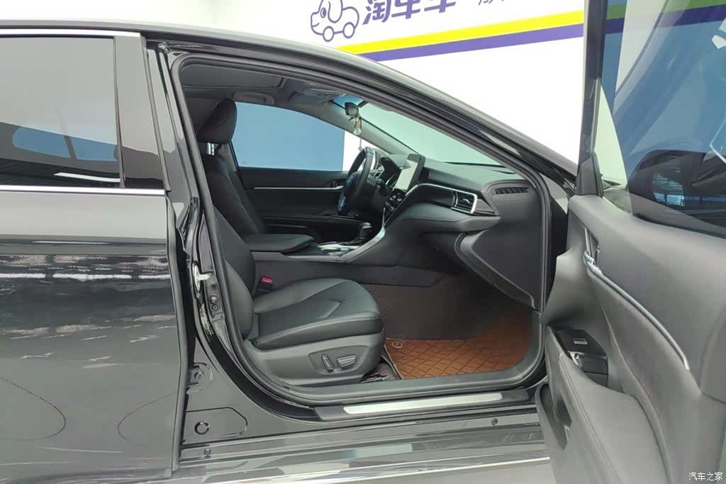 Toyota Camry, 2023 8