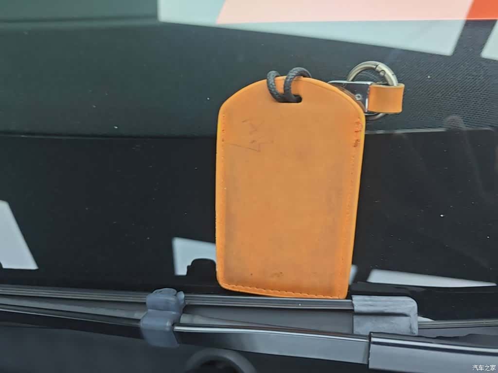 Tesla Model Y, 2023 9