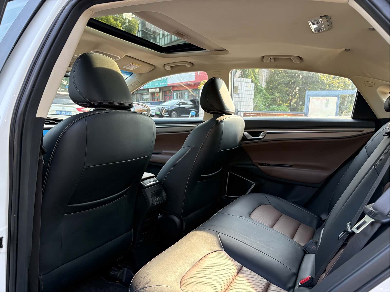 Geely Emgrand, 2018 все фото