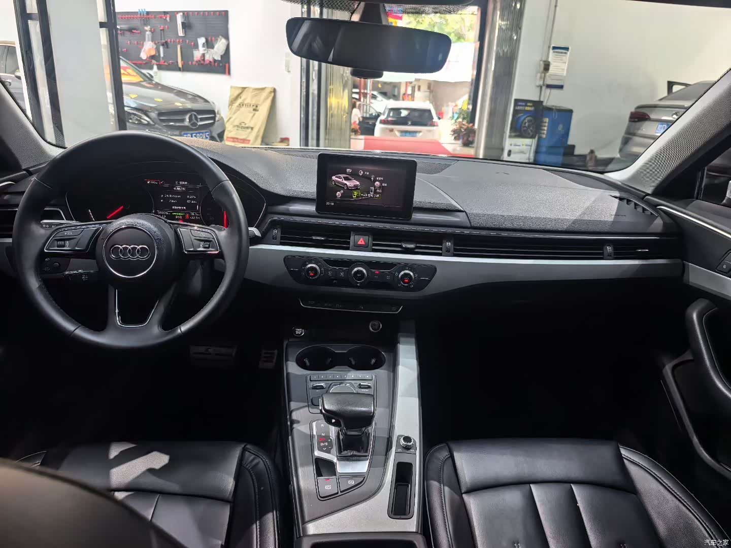 Audi A4L, 2018 6