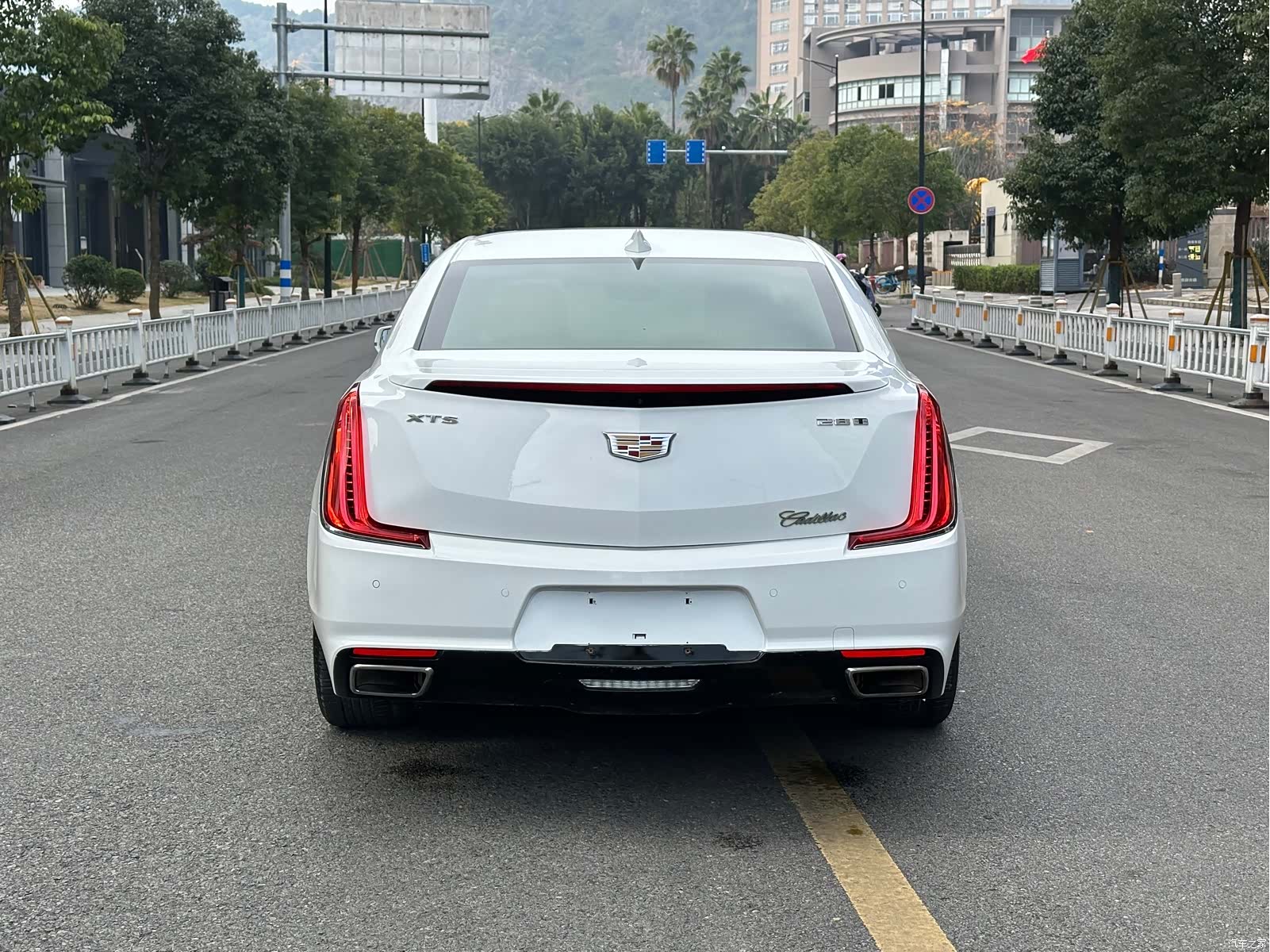 Cadillac XTS, 2019 6