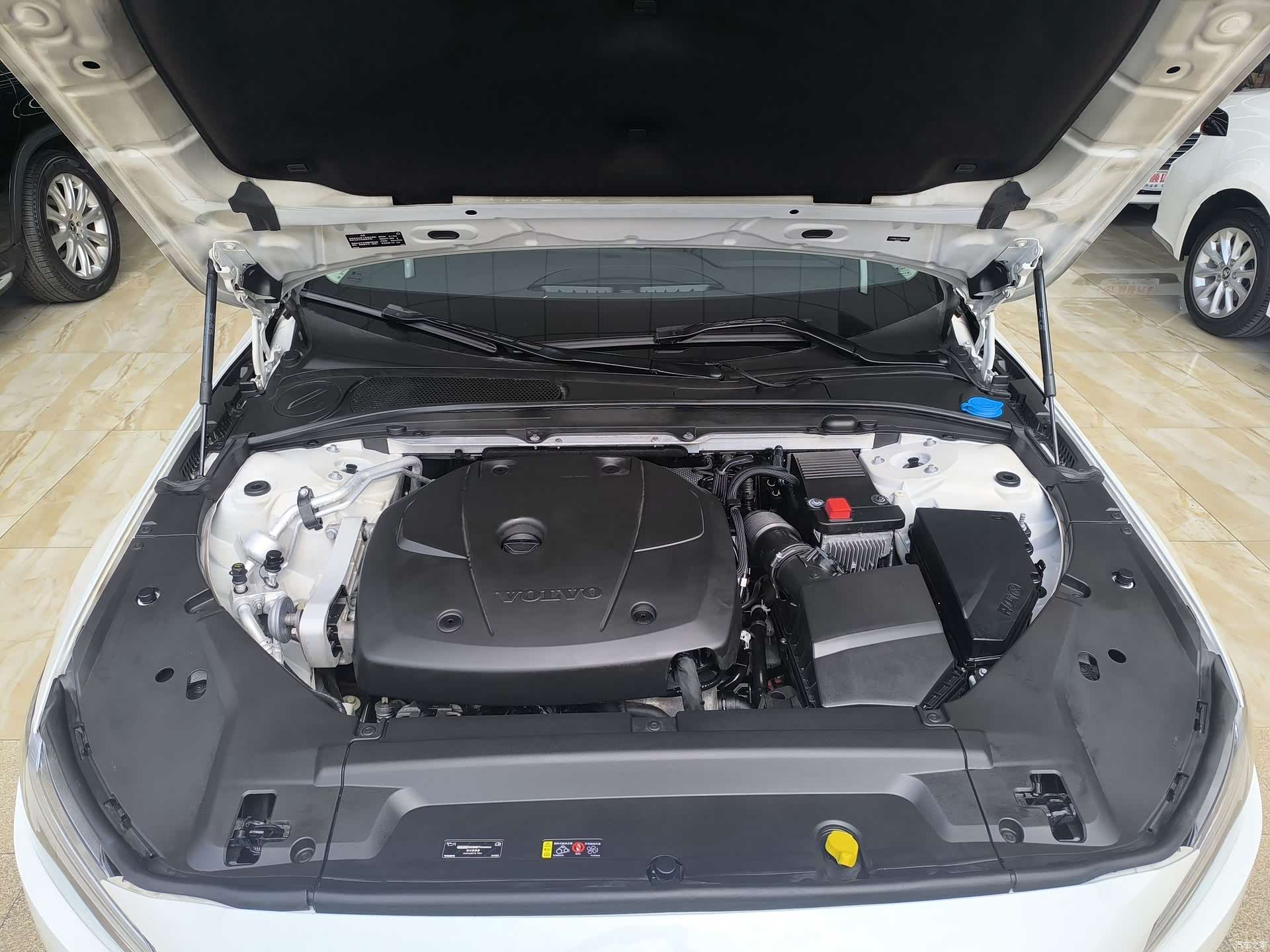 Volvo S90, 2018 15