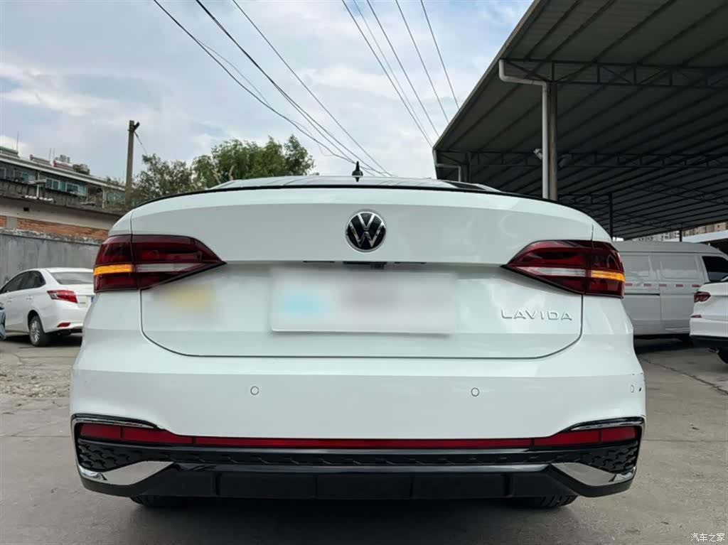 Volkswagen Lavida, 2025 12