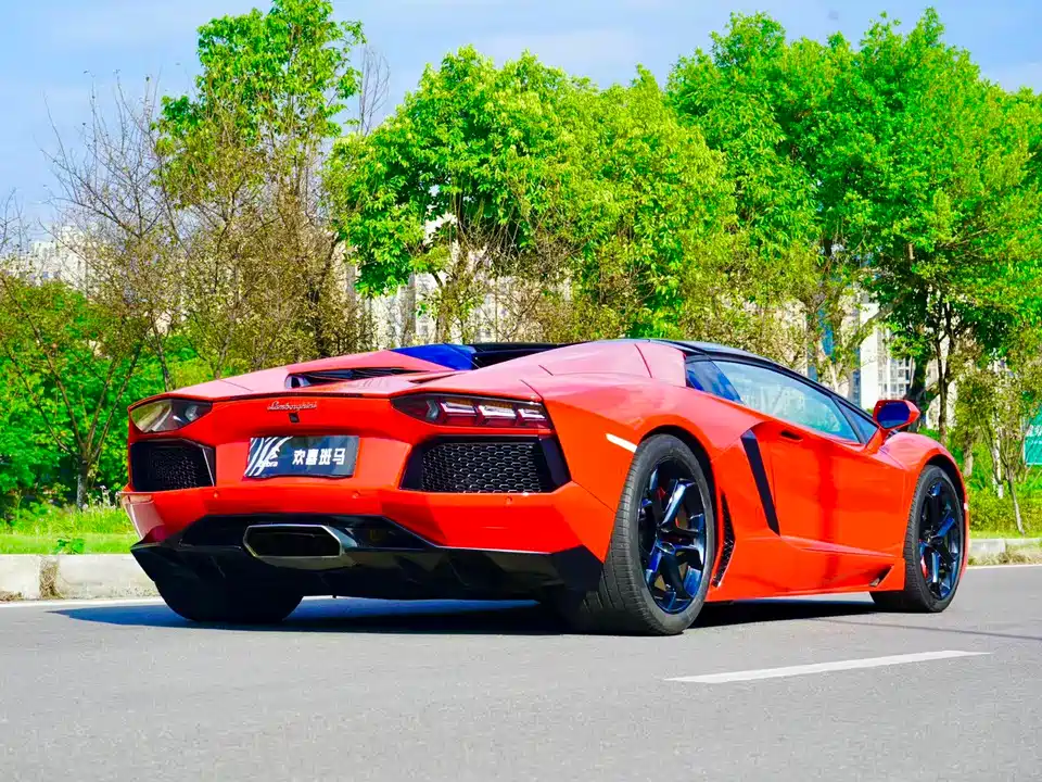 Lamborghini Aventador