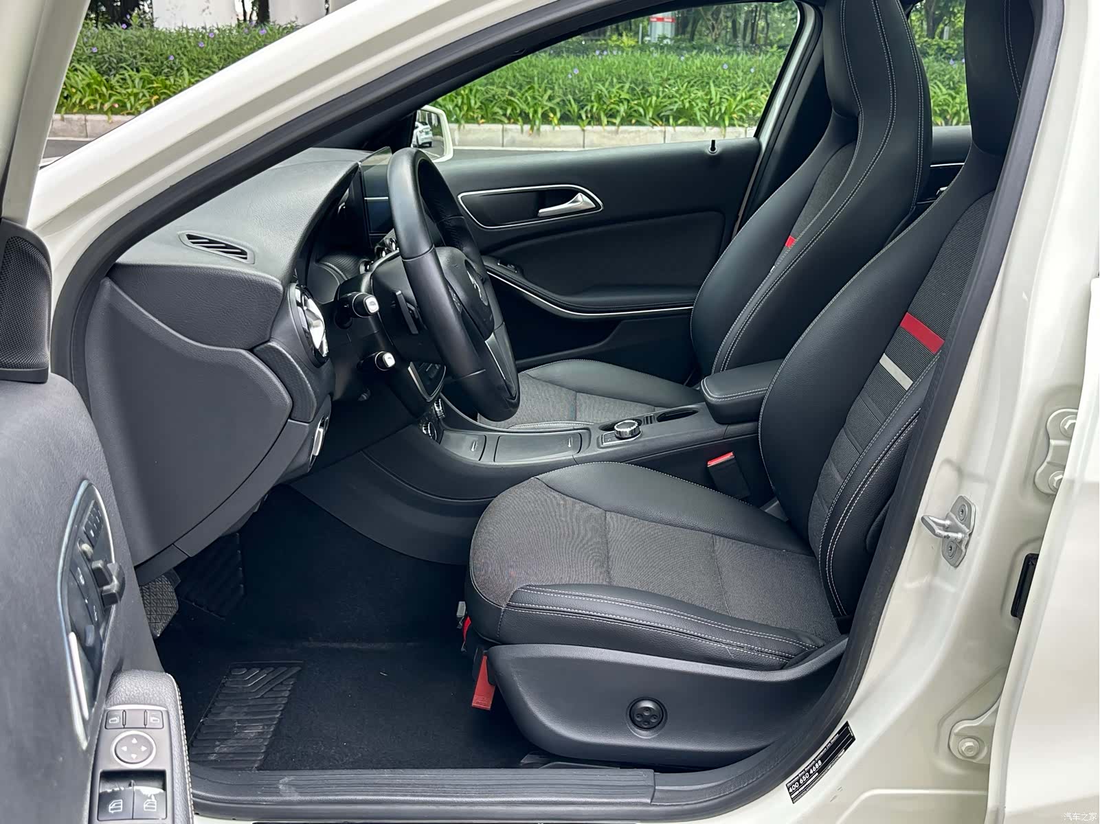 Mercedes-Benz A-Class, 2013 6