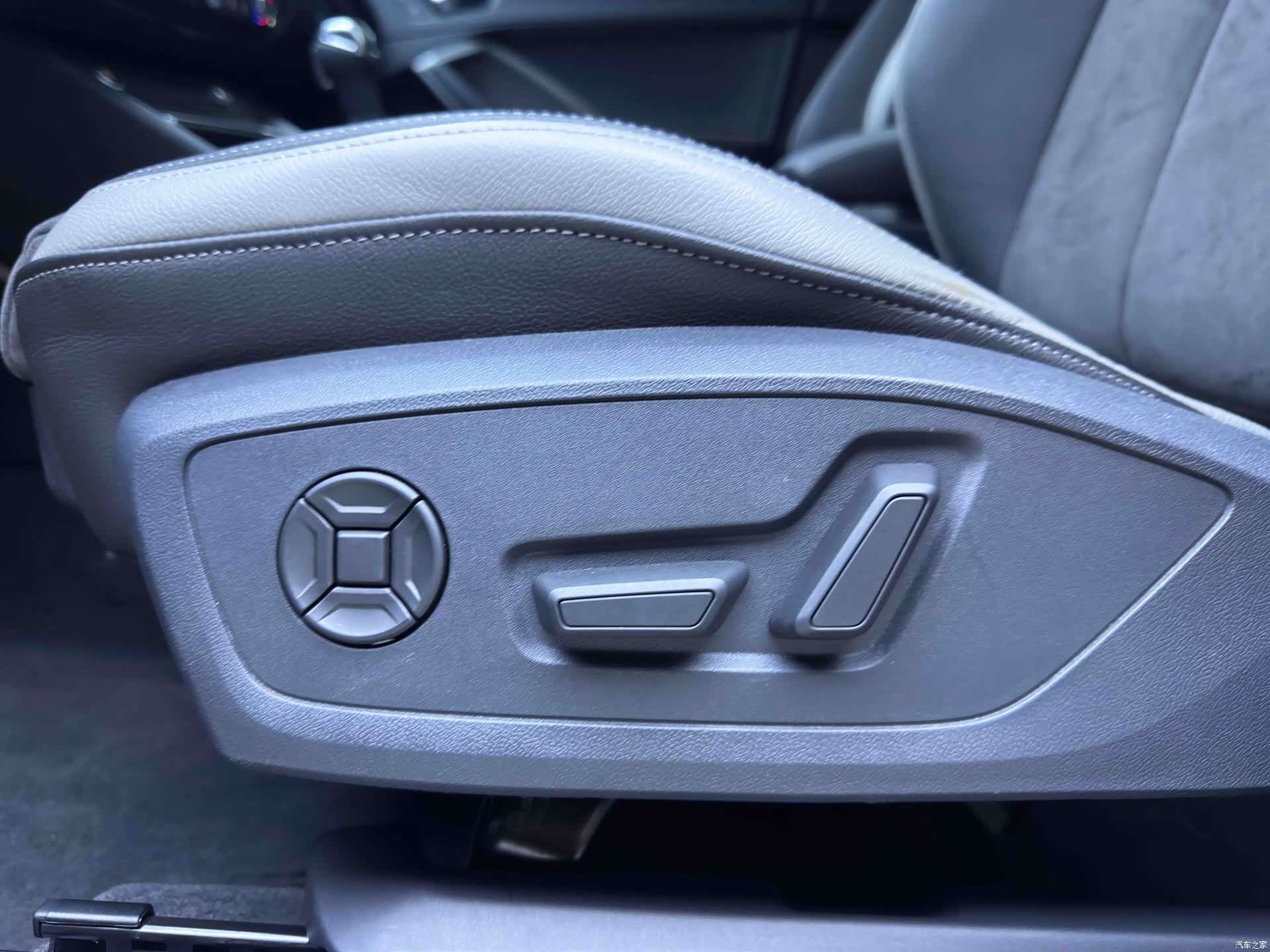 Audi Q3, 2022 21