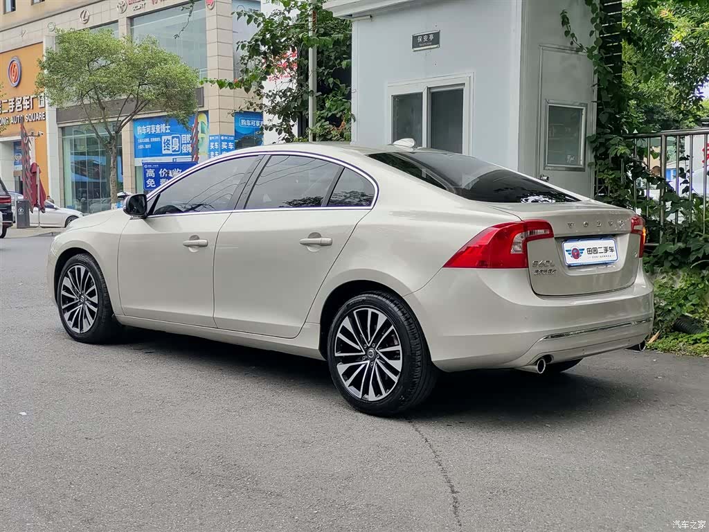 Volvo S60, 2019 4