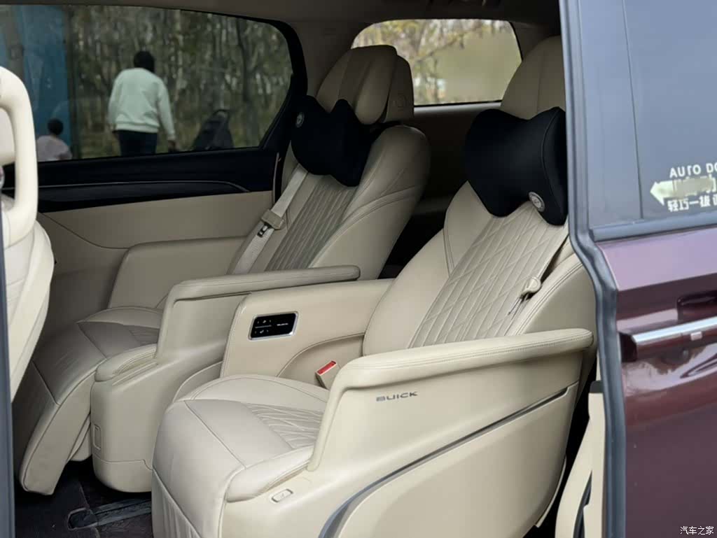 Buick GL8, 2023 24