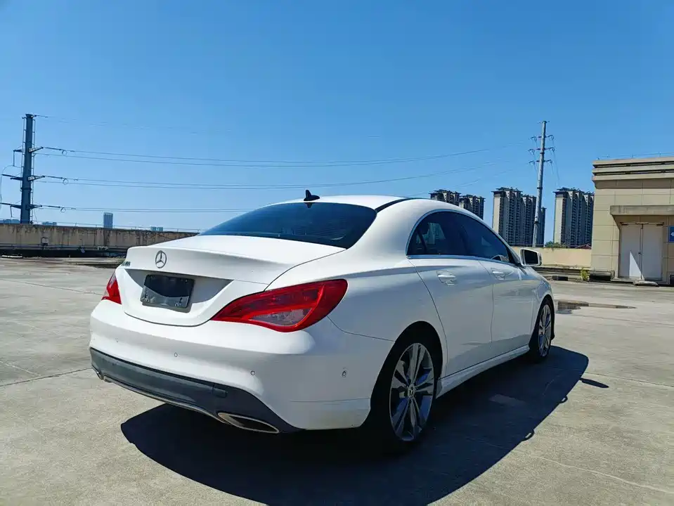 Mercedes-Benz CLA