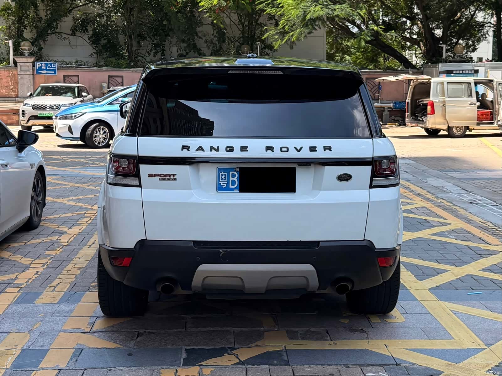 Land Rover Range Rover, 2015 10